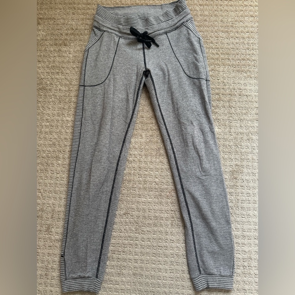 Lululemon Base Runner Pant Mini Check Pique White Heathered Black Jogger